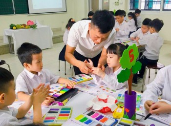 Bắt nhịp CTSGK mới: Giáo viên thỏa sức sáng tạo, học sinh hào hứng